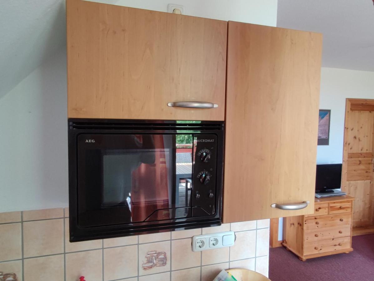 Five Oaks - Rote Wohnung Hohenkirchen  Ngoại thất bức ảnh